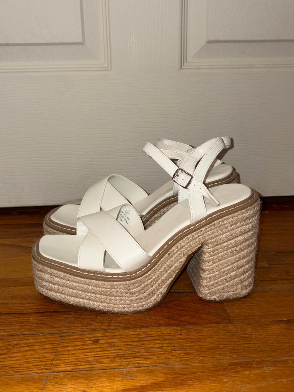 Never worn brand new Forever 21 Sandal Heels